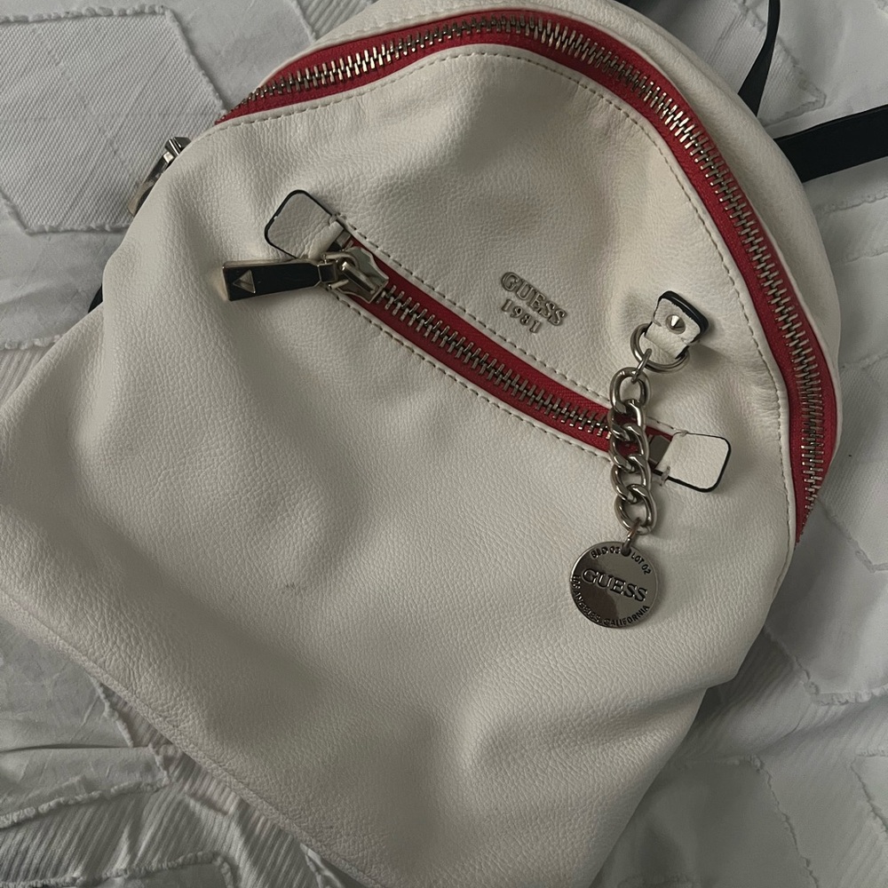 Guess White and Red Women's Backpack - Picture 2 of 3